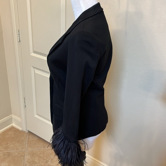 NWOT Elizabeth and James Ostrich feather blazer - Picture 3 of 12